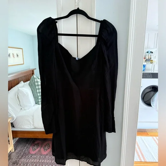 Hill House Felicity Dress - NWT M! Little Black Dress/Mini Summer Dress - Picture 3 of 6